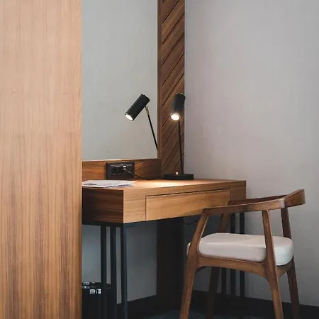 Bristol 4* بودغوريتْسا