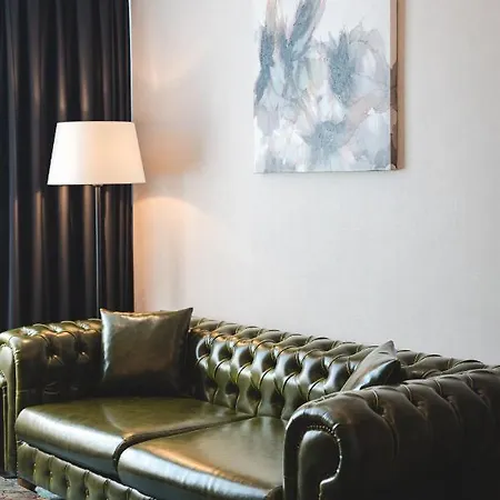 Bristol ホテル 4*