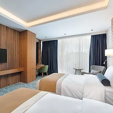Bristol Hotel